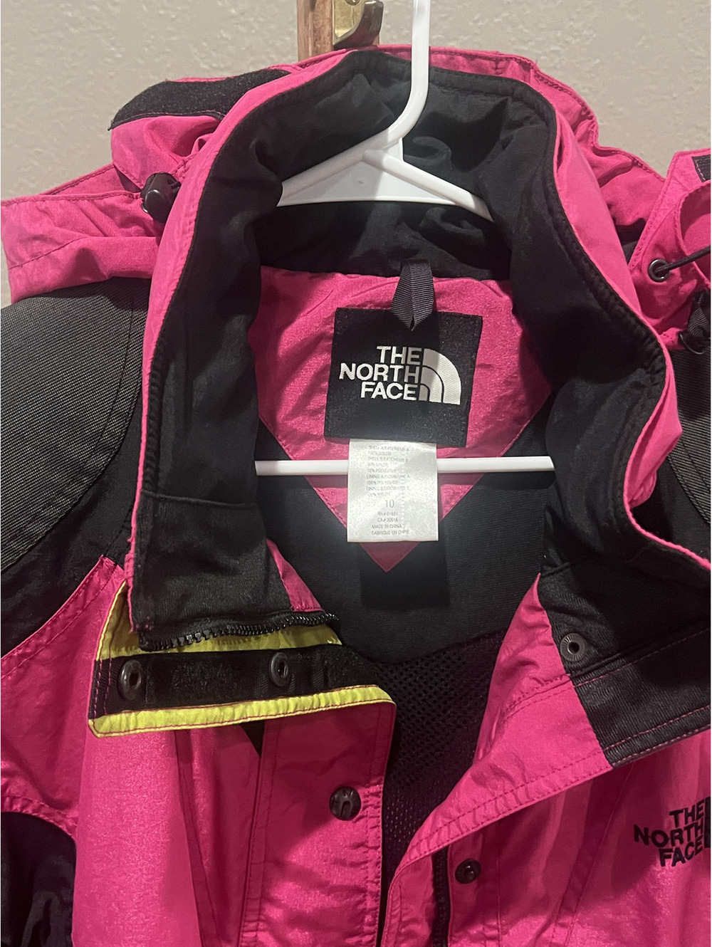 Vintage The North Face Women’s Size 10 Pink Black Hooded Shell Jacket 90s